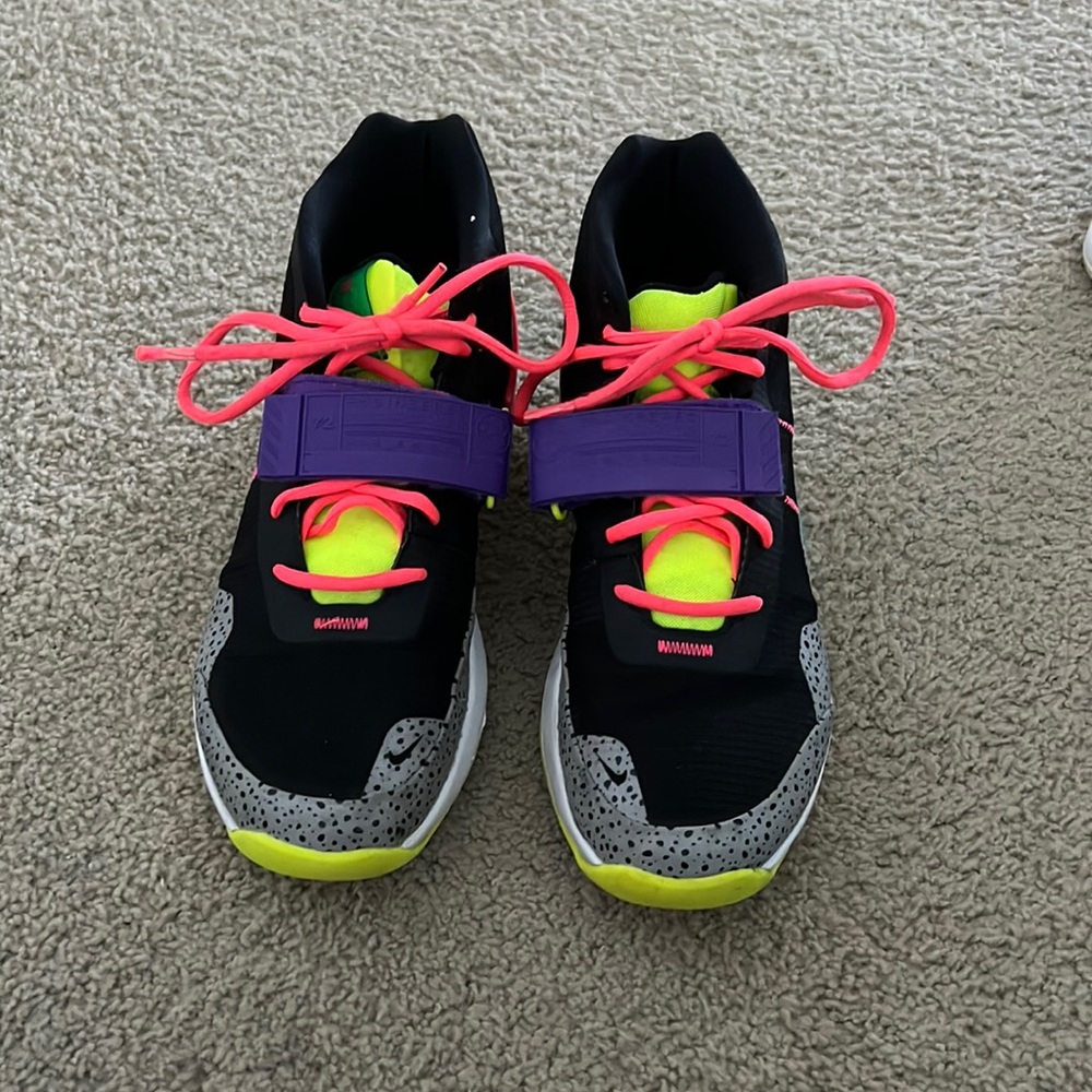 Nike Air Sneakers size 9